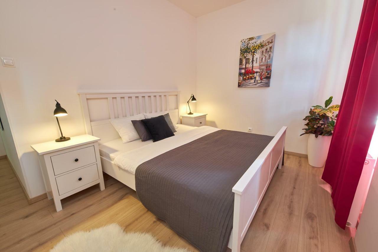 Le Monde Apartment Bratislava - Amazing 5Bdr In Downtown Eksteriør bilde