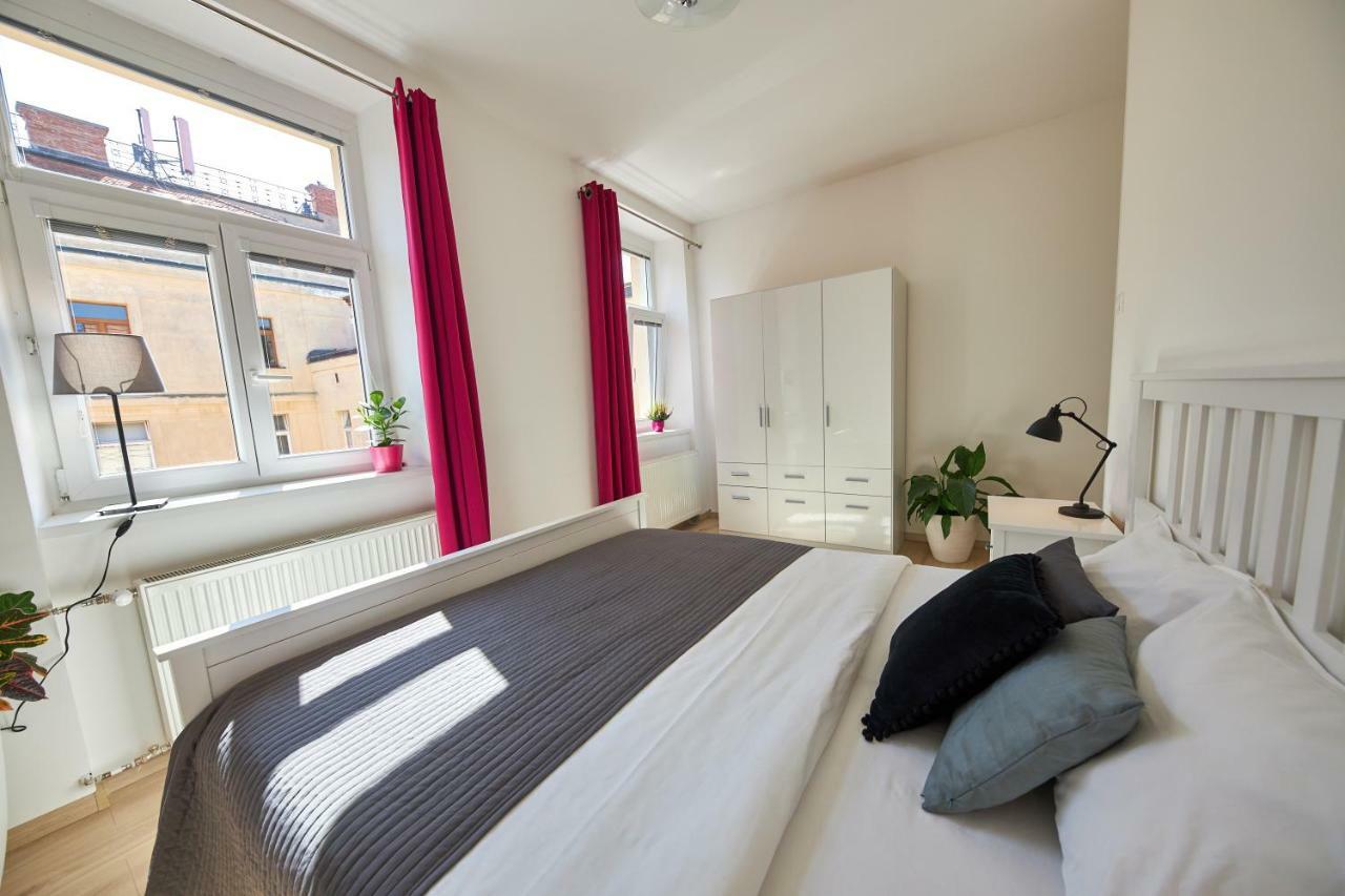 Le Monde Apartment Bratislava - Amazing 5Bdr In Downtown Eksteriør bilde