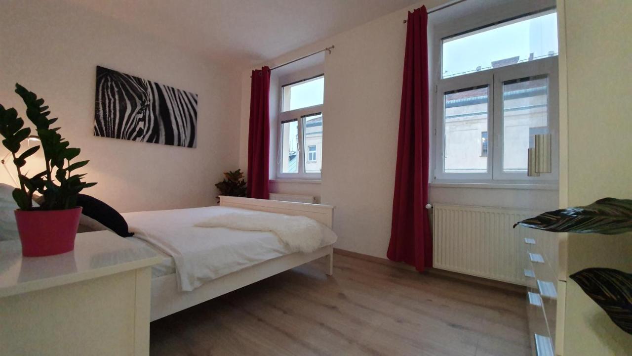 Le Monde Apartment Bratislava - Amazing 5Bdr In Downtown Eksteriør bilde
